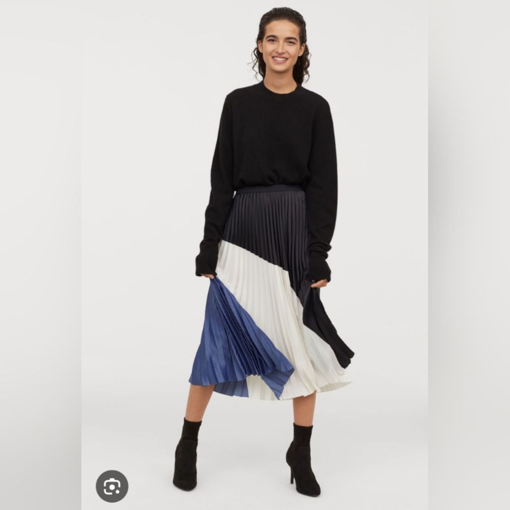 H&M Colour Block Pleated Midi Skirt